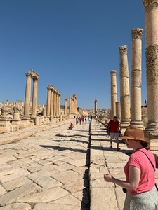 Colonnaded street in Jerash (Cardo Maximum)